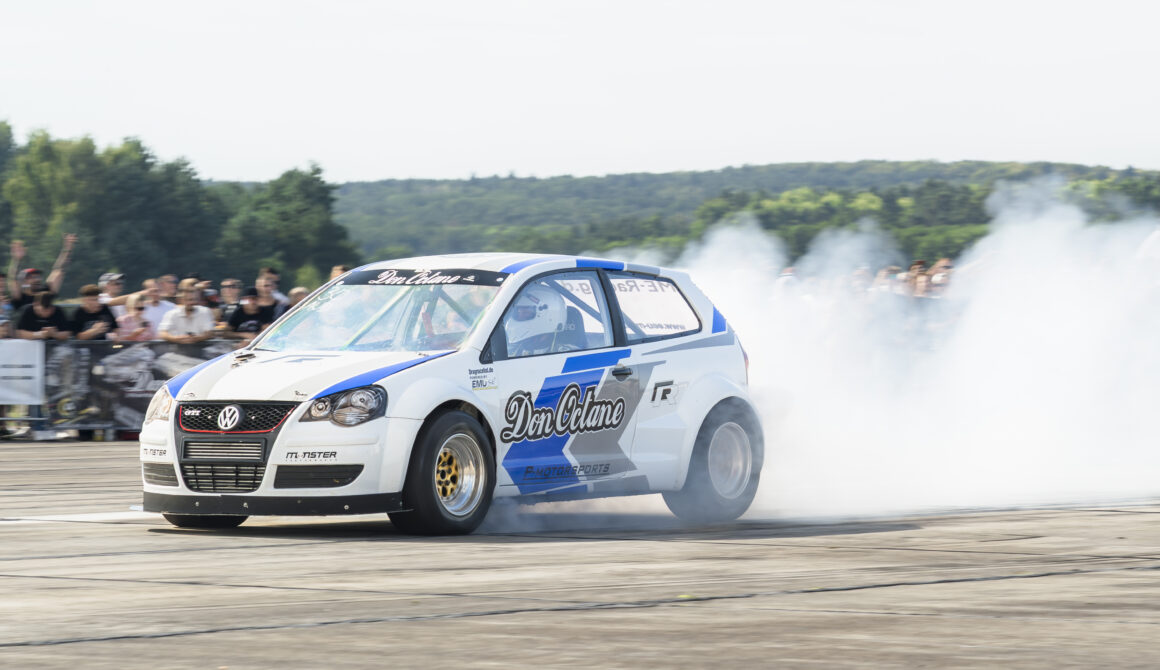 RACE1000 Eventmoment als lokale Vorschau für den YouTube-Bereich.